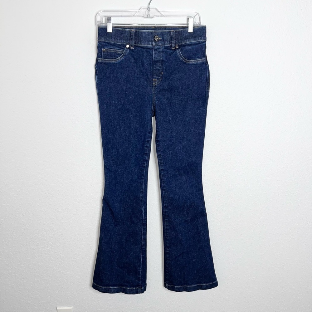 SPANX Flare Jeans Women’s Medium Dark Wash 30” Inseam High Rise Stretch B